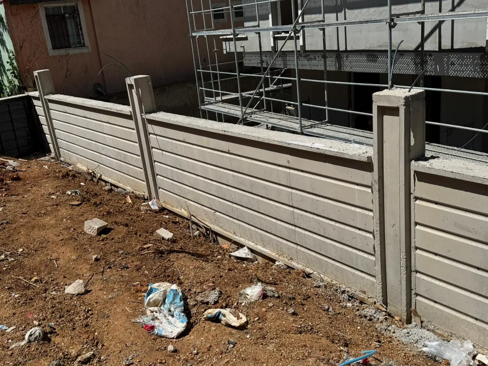 5 Fugalı Beton Duvar Özel SAc Kalıbı