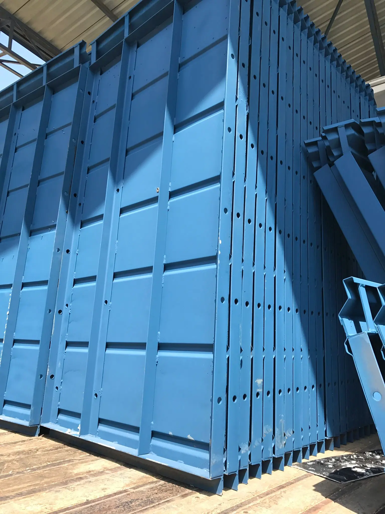 7 Fugalı Beton Duvar SAc Kalıbı